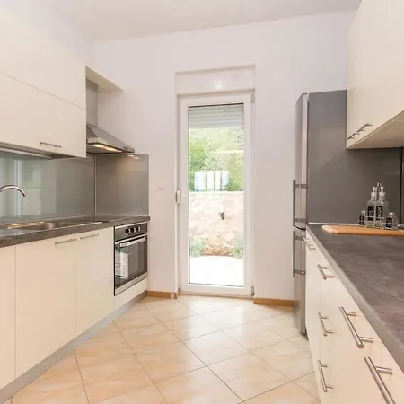 Two-bedroom In דירה מסלניקה